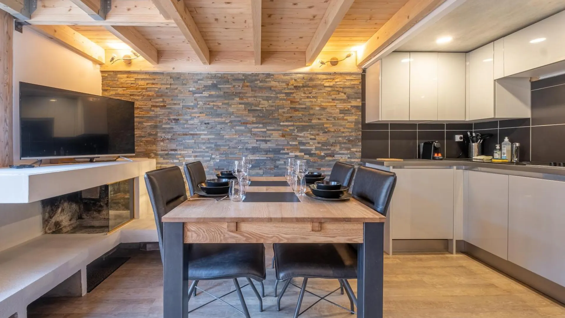 Grand Roc A - 3 Bedrooms Apartment Next To Skilift - By Cozee Rentals Σαμονί 0*,
